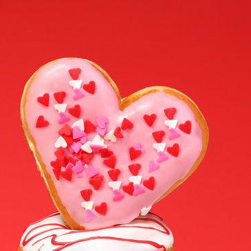 Sprinkles rewards 200 points when you join, 5 points for every pound spent online. 100 points equals £1 discount