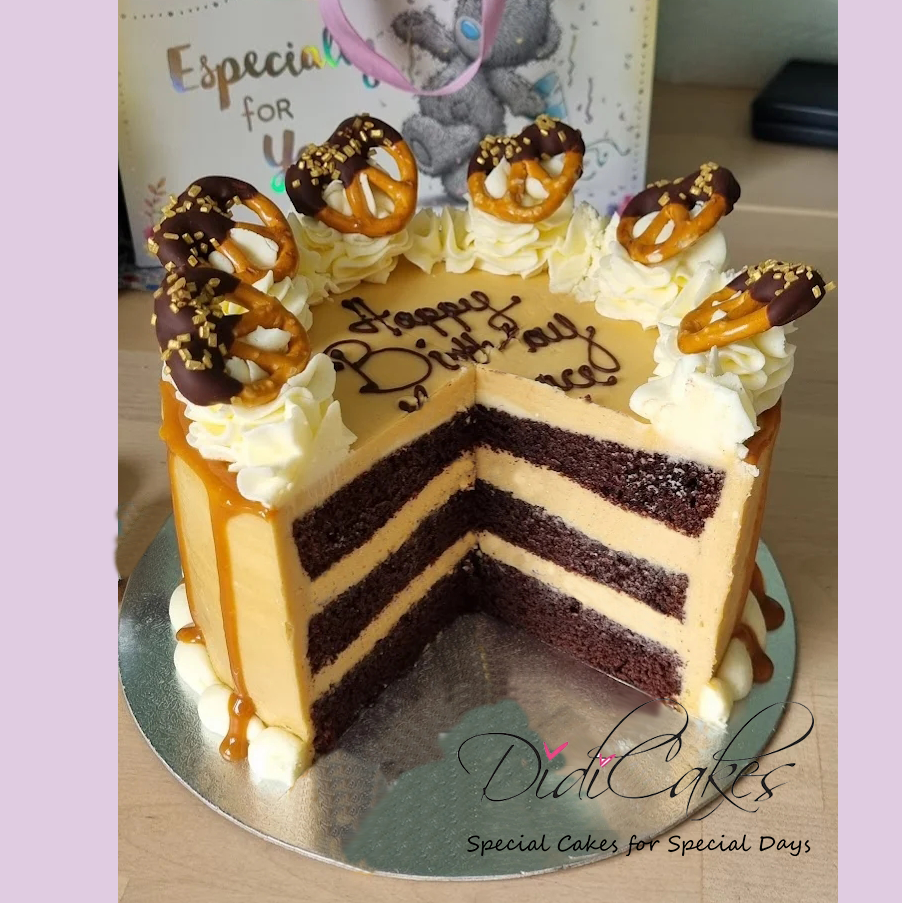 Salted Caramel Cake
